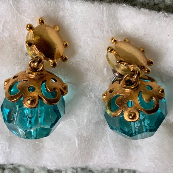 Blue Faceted Bead Dangle Pierced Earrings - Picture 2 of 3